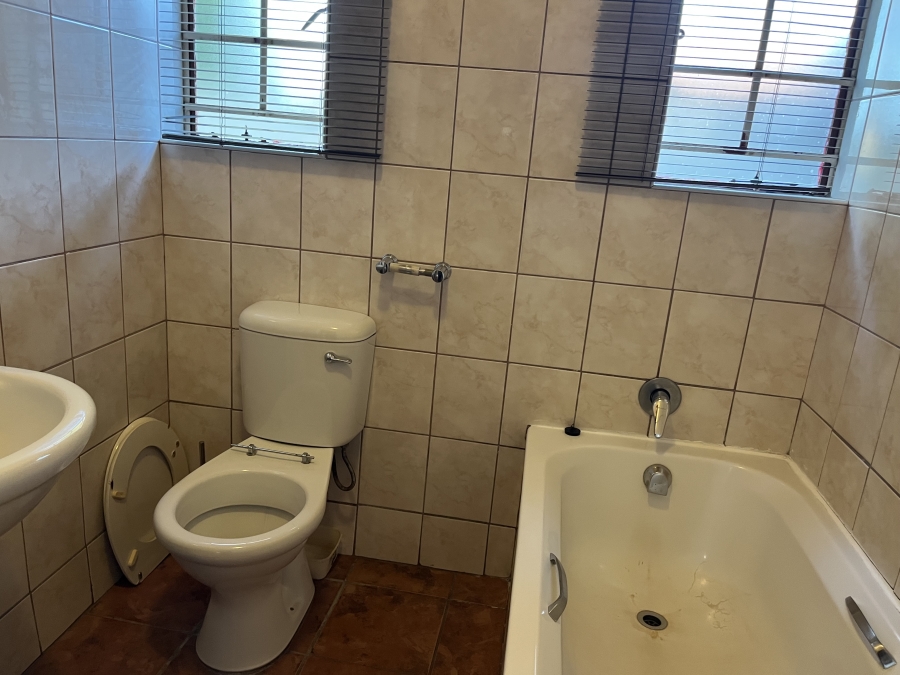 3 Bedroom Property for Sale in Waterval East North West